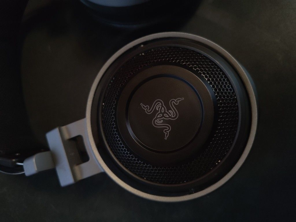 Razer Nari Ultimate Headset