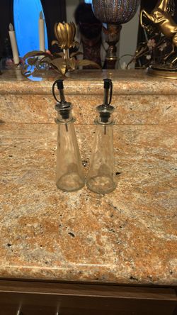 Vinegar And Oil Case 