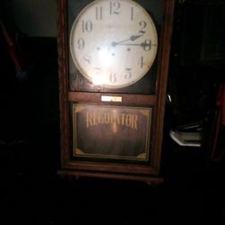 Regulator Antique Wall Clock With Key