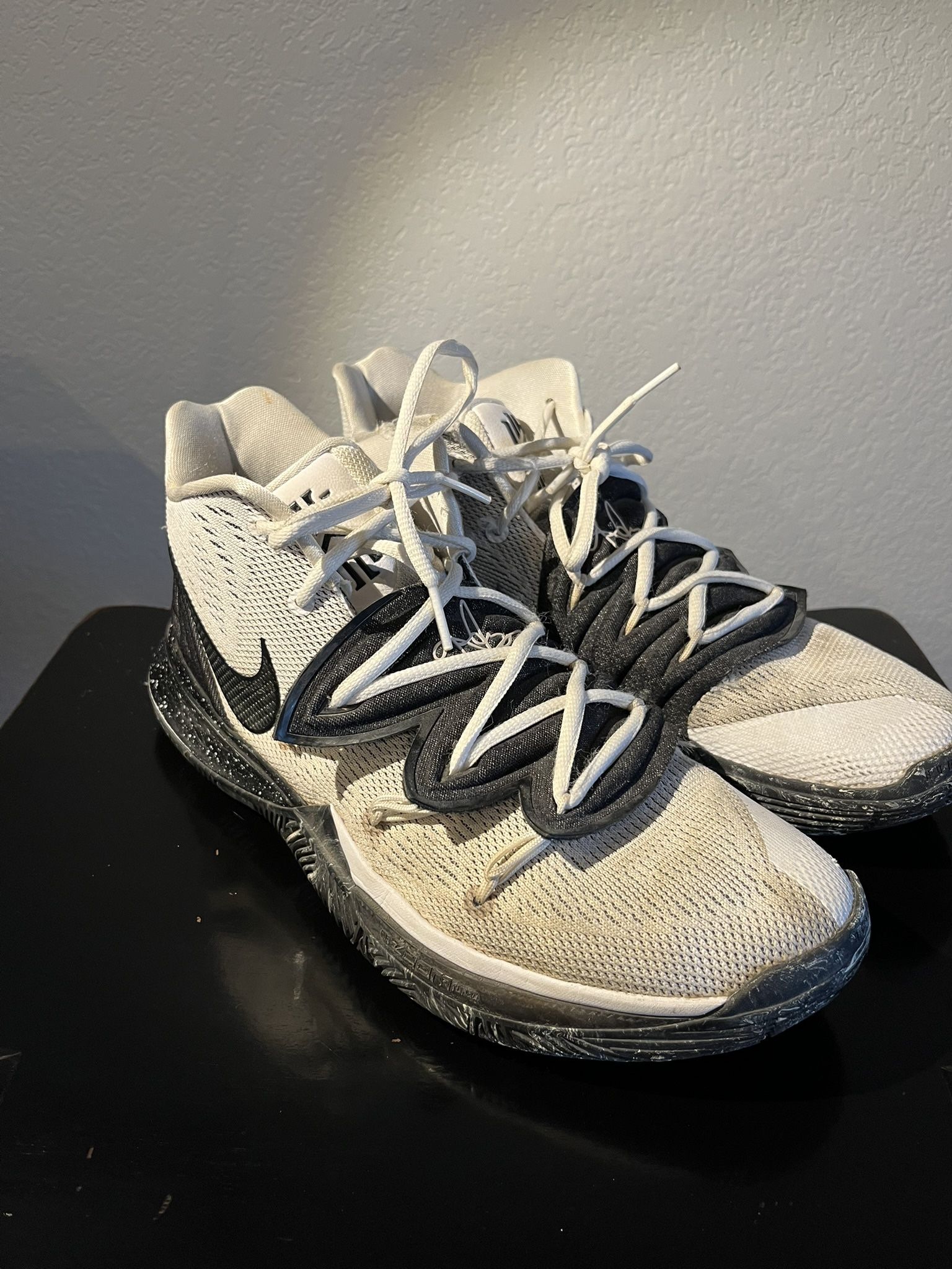 Kyrie Irving 5’s - Nike
