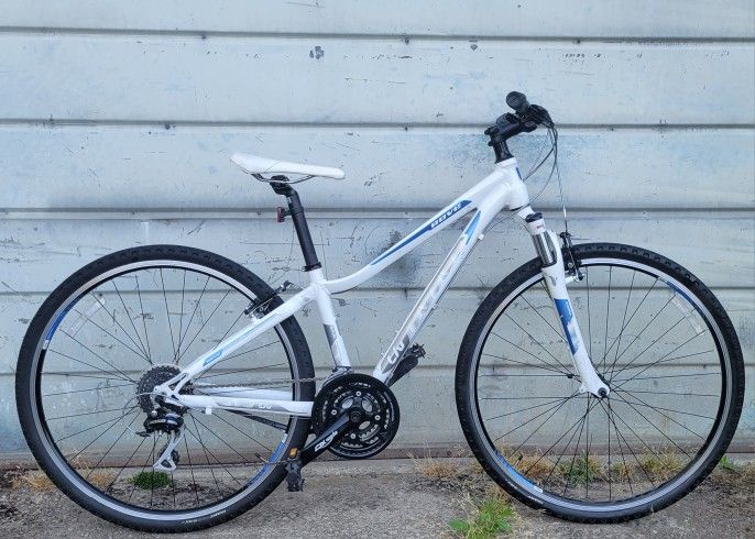 HYBRID LIV BIKE
