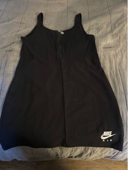 Nike air performance black dress size large