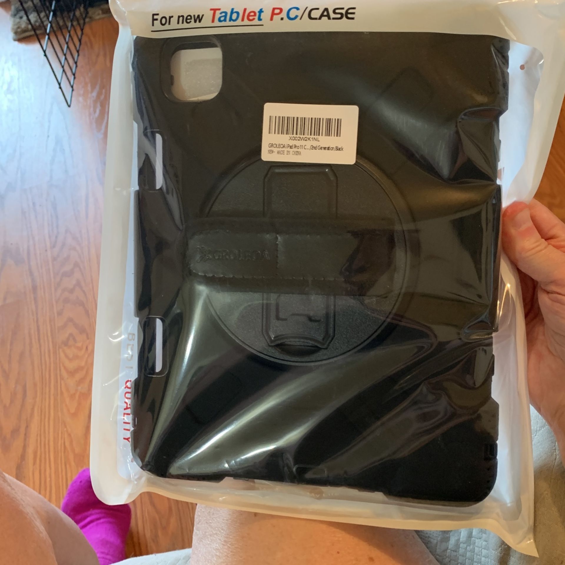 Groleoa iPad Pro 11. 2nd generation. Black. Brand New