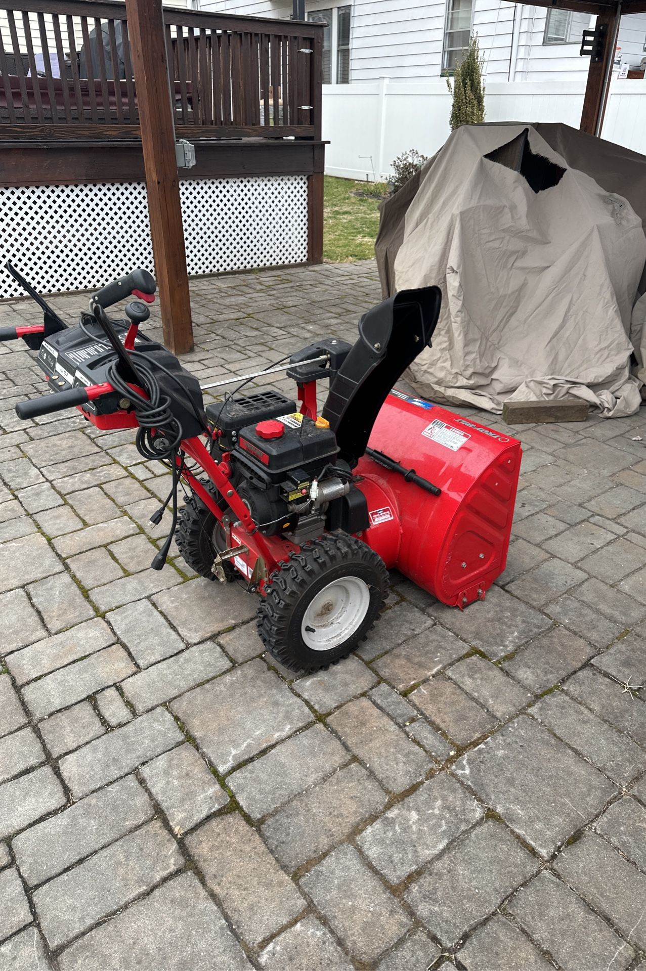 Snowthrower