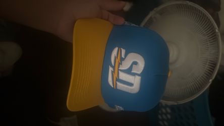 Charger hat