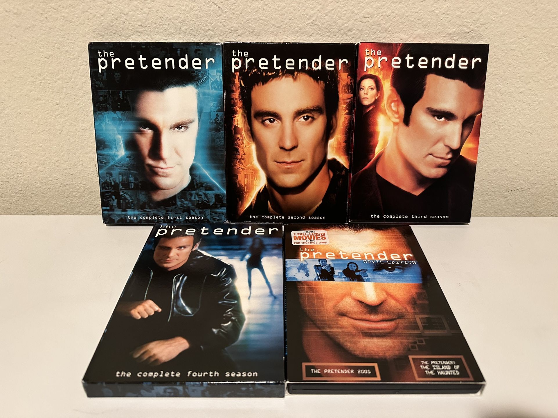 The Pretender Complete TV Series Seasons 1-4 plus 2 Movies (DVD)