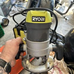 Ryobi Router
