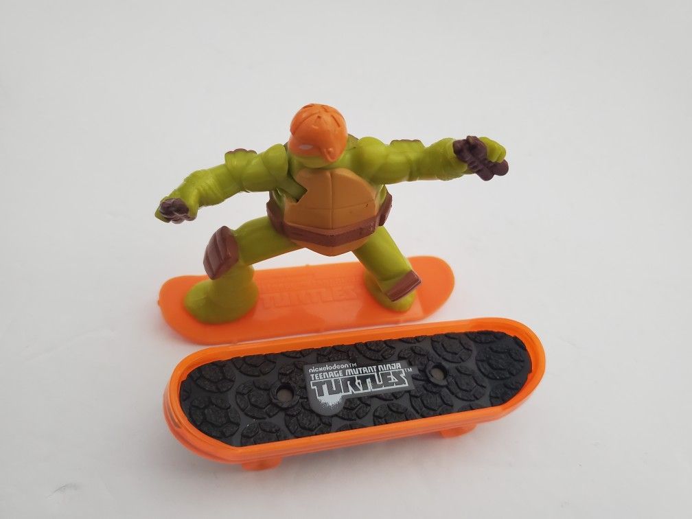 2013 McDonald's TMNT Michelangelo Happy Meal Toy