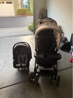 Double stroller/car seat  baby trend
