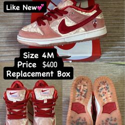 Nike Dunk Low Strangelove Size 4M