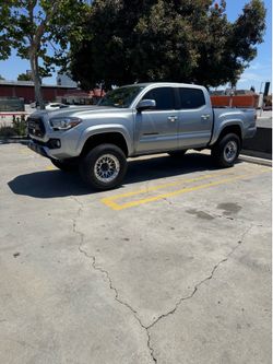 Pick up/ moving
