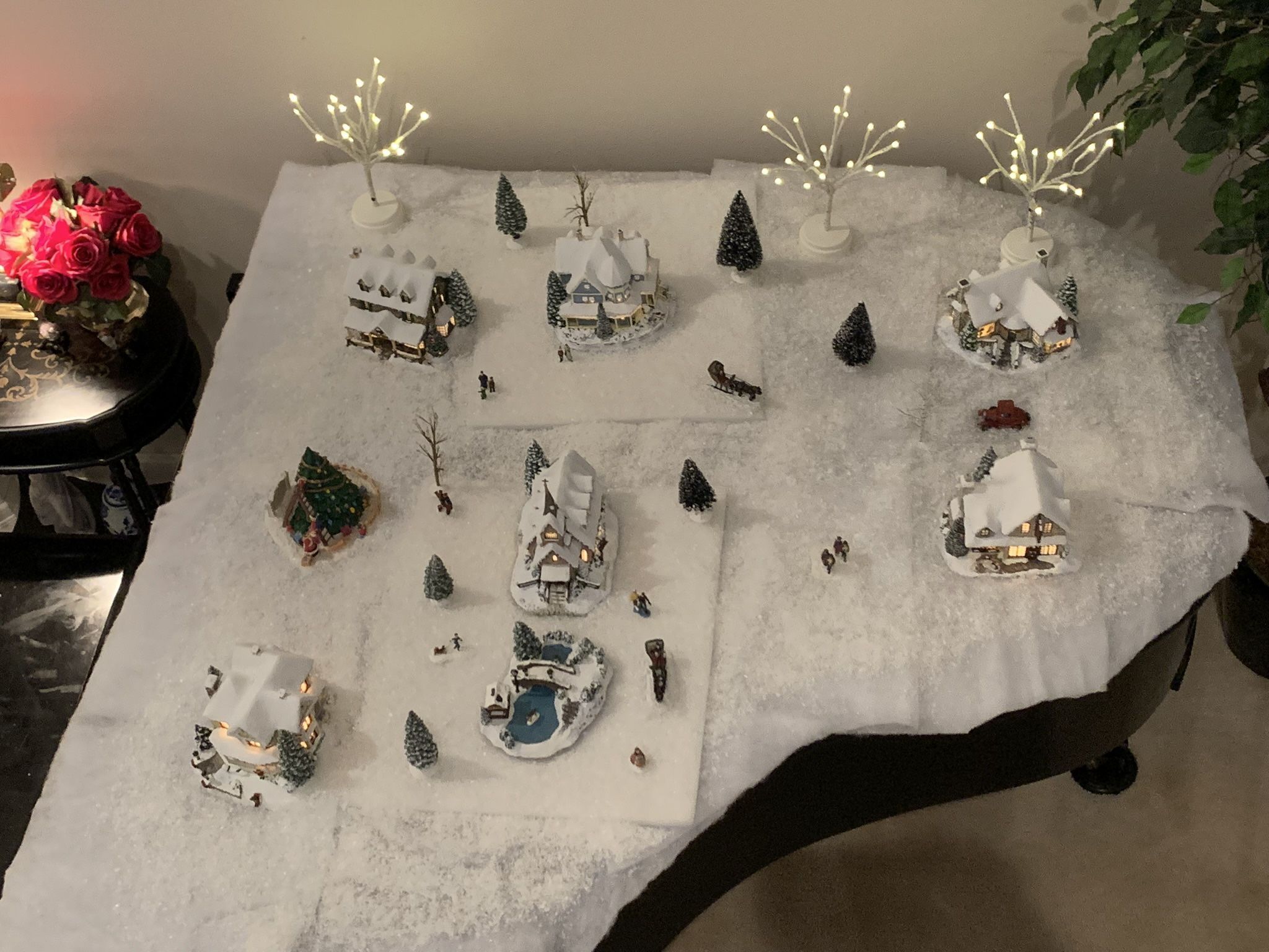 ✨ Thomas Kinkade Hawthorne Christmas Village – 9 Piece Set ✨