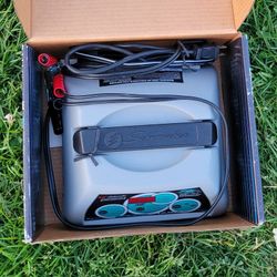 Schumacher Automatic Battery charger. SC - 7500A 12 Volt. USED ONLY TWICE BEEN SITTING IN THE GARAGE. $50