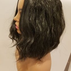 Short Black Wavy Wig