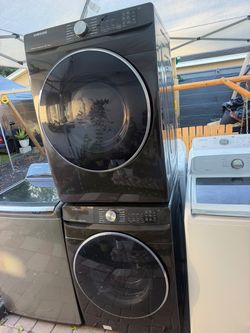 Front loader set washer and dryer