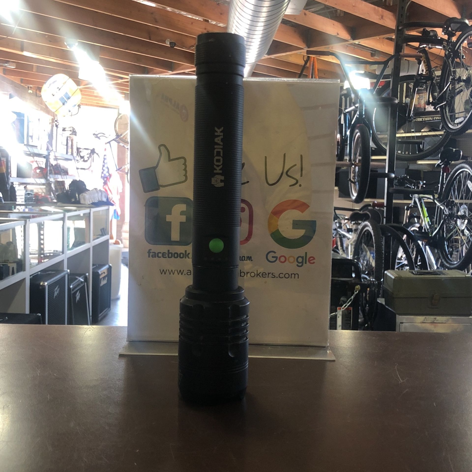 Kodiak Rechargeable Flashlight (21908) Alpha Pawn for Sale in Phoenix