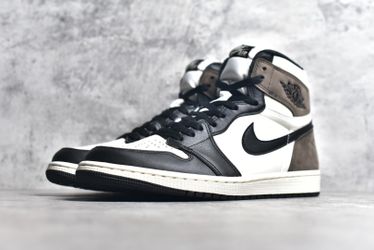 Air Jordan 1 Retro High OG Dark Mocha