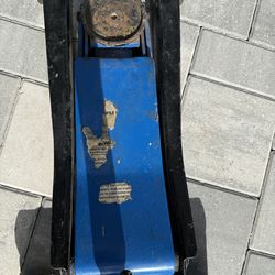 FLOOR JACK FREE FREE