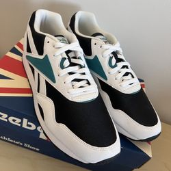 Brand New Reebok Rapide 1986 OG Color Mens US9 in Box Not ASICS Nike Adidas Puma On HOKA Newbalance Supreme TNF