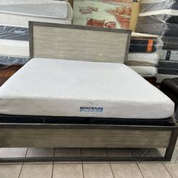 King Size Bed Mattress, And Boxspring Included🚨🚨 Free Delivery🚨🚨