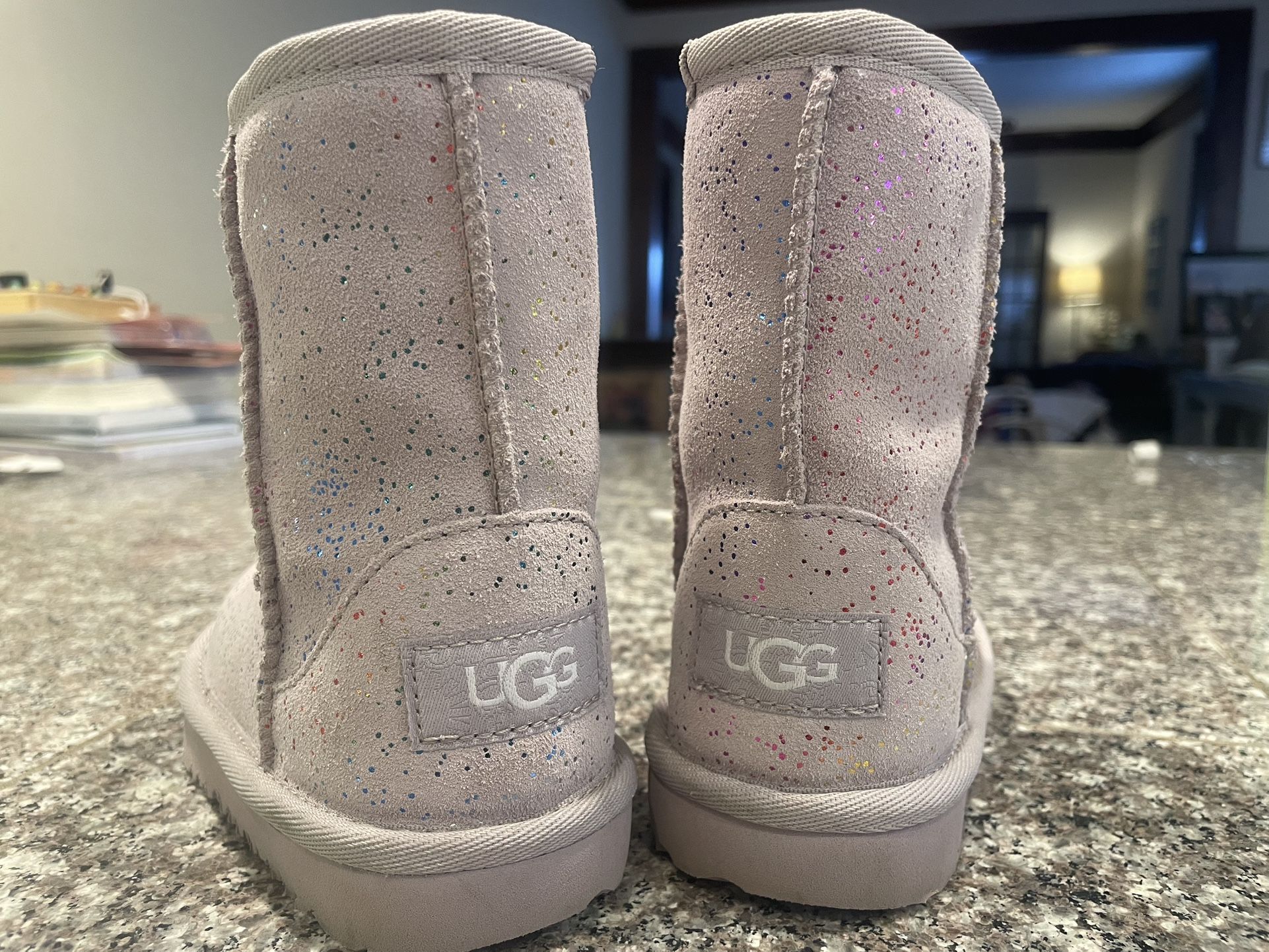 UGG Boots Toddler Size 7