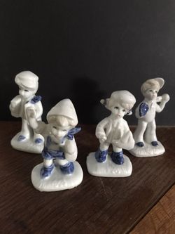 Blue and white porcelain boys and girls