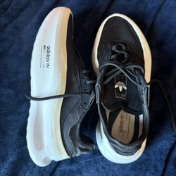 Adidas Running Shoes Men’s 7.5