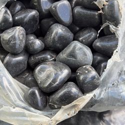 1” To 2” Black Polished Pebbles - 40Lbs Bags