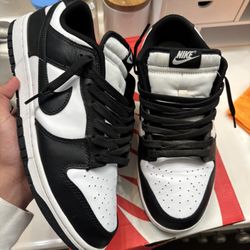 Nike dunk low panda s11