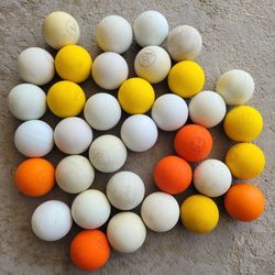 🔥 $2 Each OBO 35 Lacrosse Balls Bulk Lot Practice Training Game Ready Sports Gear Drills LAX Field Lacross Sports  👀

Overall Good preowned conditio