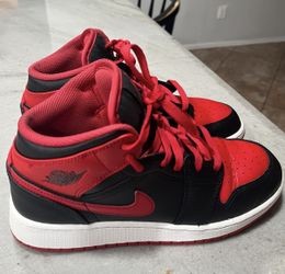 jordan 1 mid alternate bred