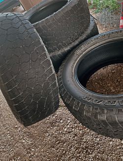 35x12.50R20LT 121S Tires for sale in Edinburg 200$ least 150$ pick up only
