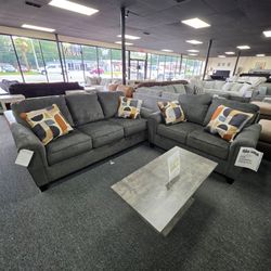 Sofa Love seat 🚚WE DELIVER🚚