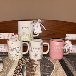 Rae Dunn Grammy Mug