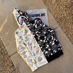Size M bape hoodie