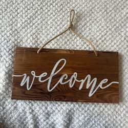 Wooden Welcome Sign