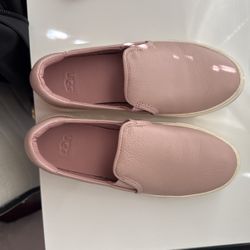 UGG slip on shoes women’s size 5.5