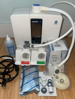 Enagic Leveluk K8 Kangen Water Machine - BRAND NEW in Box (No Filter)
