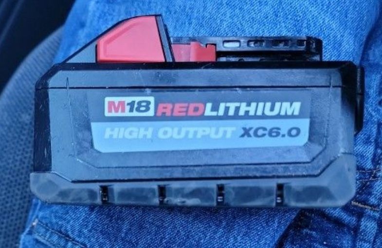 Milwaukee M18 Red Lithium Battery Xc6.0