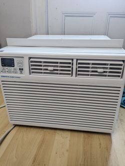 12,000 Btu Emerson SMART Wi-Fi Window AC Unit 