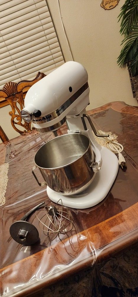 Kitchen Aid Mixer