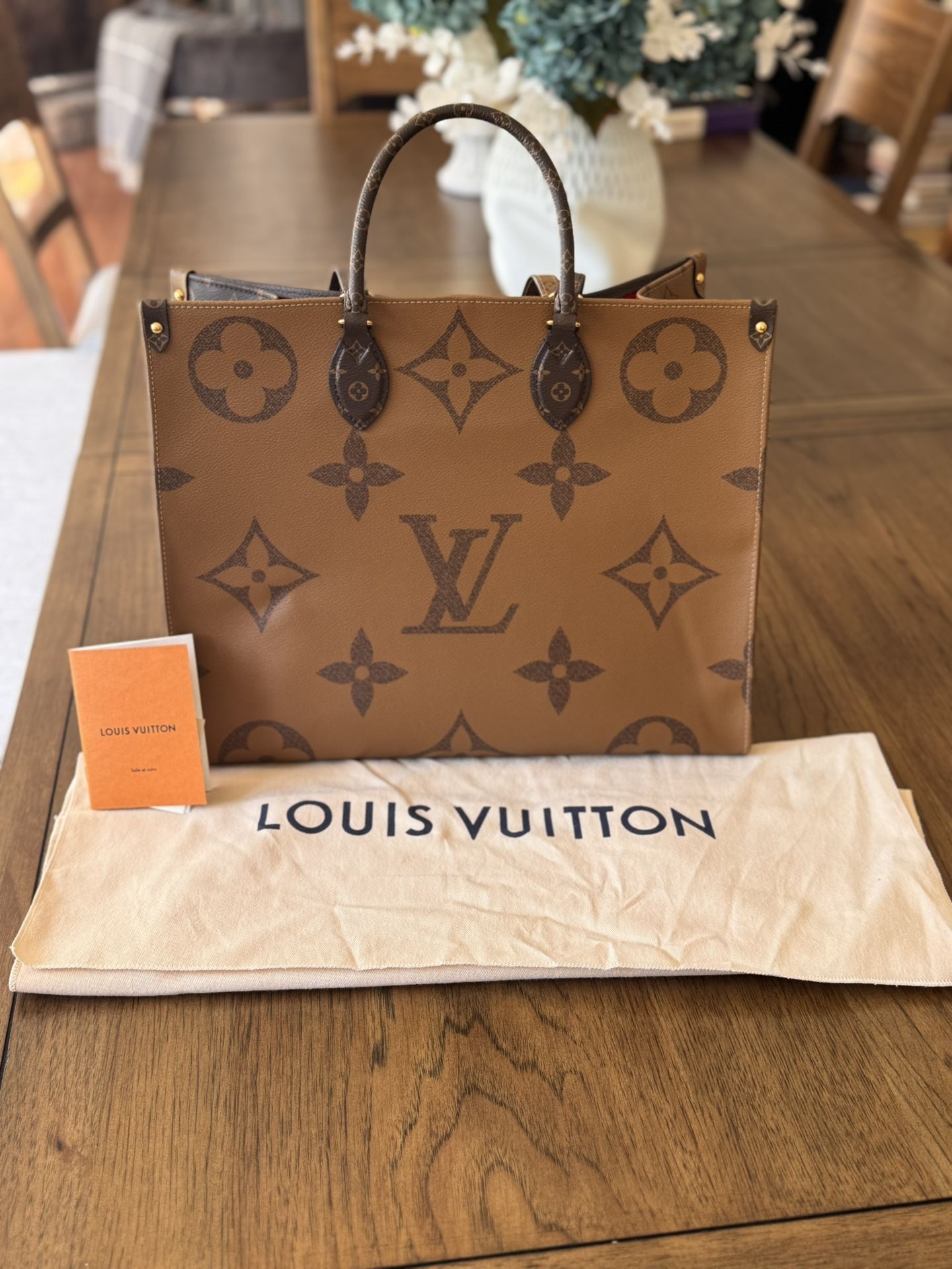 Louis Vuitton Tote