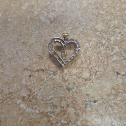 14k Yellow Gold Diamond Heart Pendant 