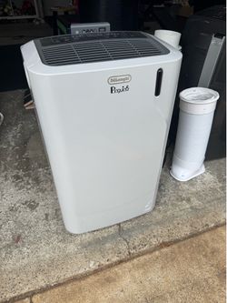 DeLonghi Pinguino Portable Air Conditioner 6,900 BTU AC w/ Hose & Vent Kit