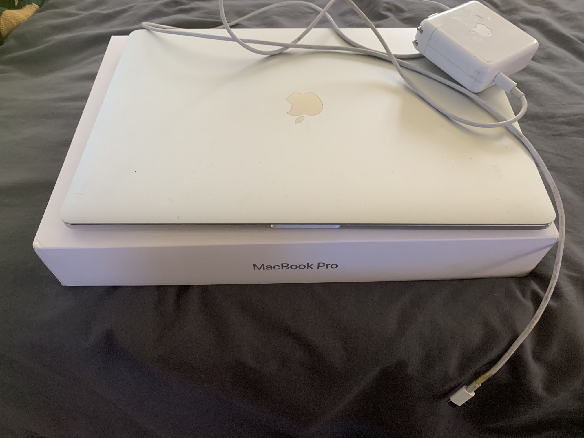 MacBook Pro For Parts - 1TB Ssd 15.4” Display 16gb Memory Intel i7