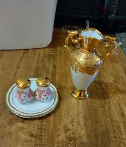 New Never Used Dish wear Stuff