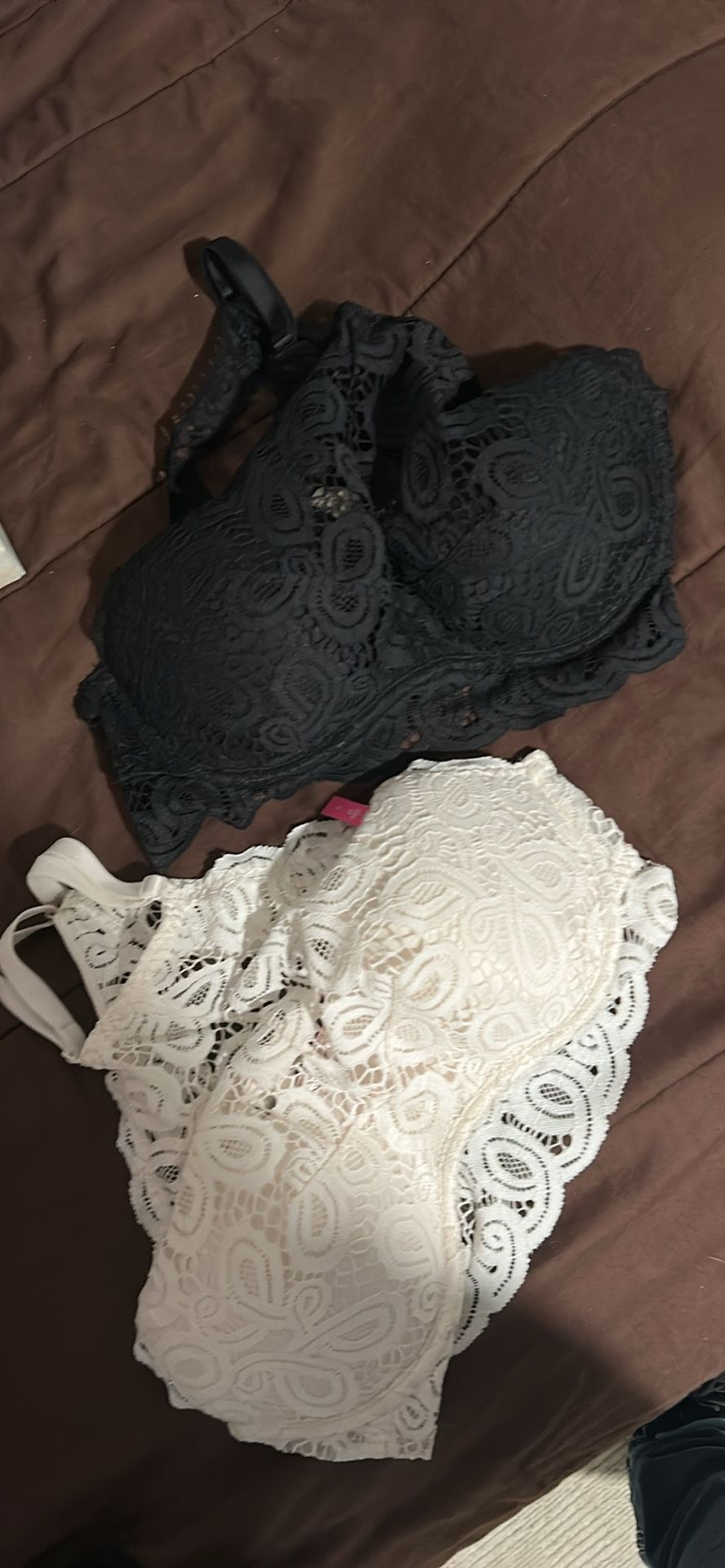 Pink large bras Brand new