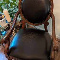 Arm Chair 
