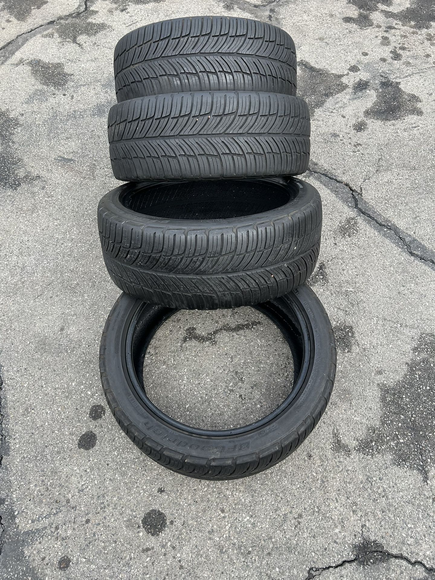 Set. Tires.  245. 45. 20.  Bf. Godrich 