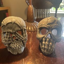Skull Candle Holder